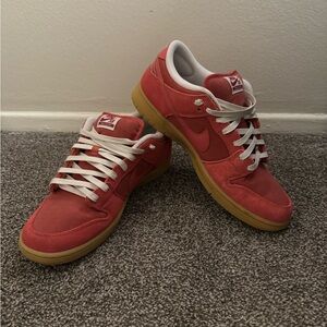 Nike SB Dunk Adobe